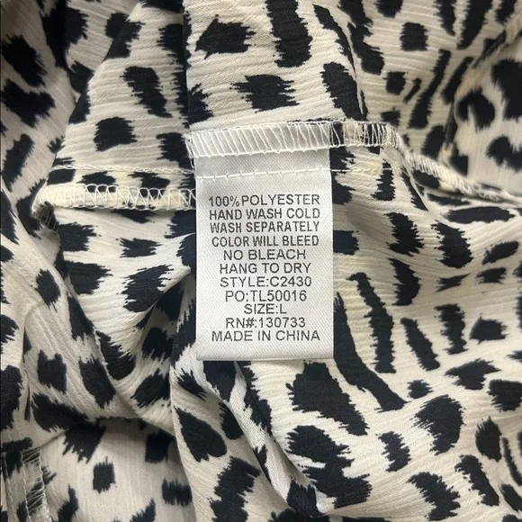 Umgee Cheetah Print V-Neck Bell Sleeve Midi Dress Women’s Size Large - Picture 6 of 9